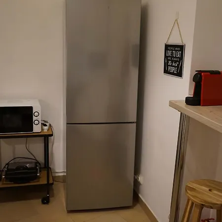 Appartement Spacious 3br 1,5bt With 2 Balconies