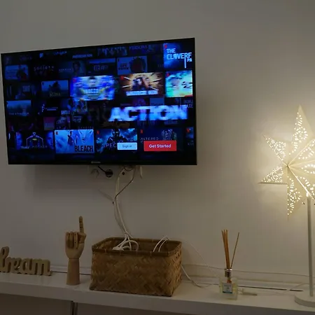 Spacious 3br 1,5bt With 2 Balconies * Boekarest