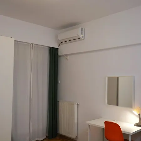 Appartement Spacious 3br 1,5bt With 2 Balconies