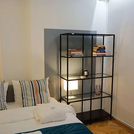Apartman Spacious 3br 1,5bt With 2 Balconies *