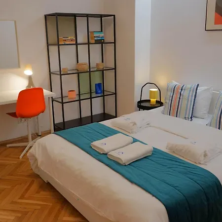 Apartman Spacious 3br 1,5bt With 2 Balconies Bukarest