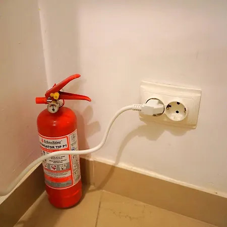 Spacious 3br 1,5bt With 2 Balconies * Bucarest