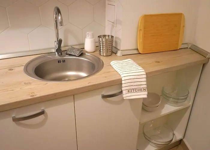 Spacious 3br 1,5bt With 2 Balconies * Bukarest