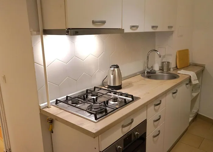 Apartman Spacious 3br 1,5bt With 2 Balconies