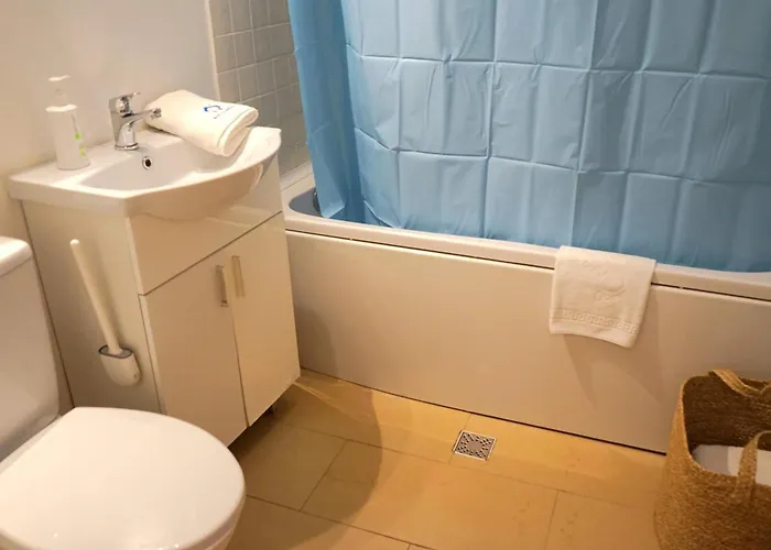 Spacious 3br 1,5bt With 2 Balconies Apartament Bucureşti