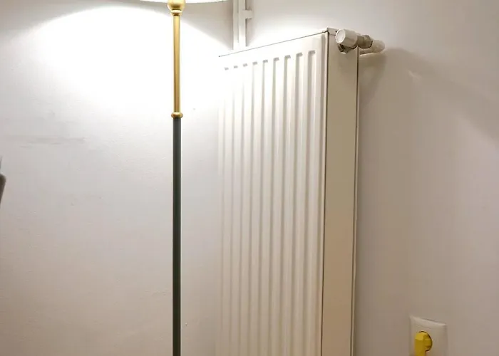 아파트 Spacious 3br 1,5bt With 2 Balconies *