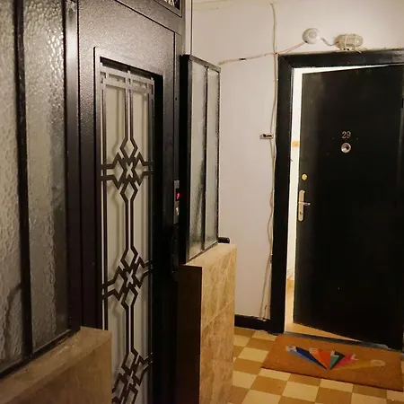 Spacious 3br 1,5bt With 2 Balconies