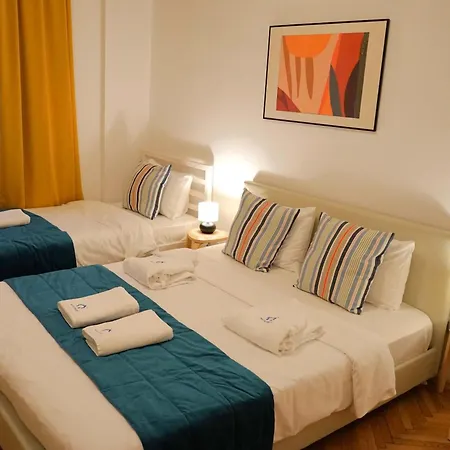 Spacious 3br 1,5bt With 2 Balconies Apartment