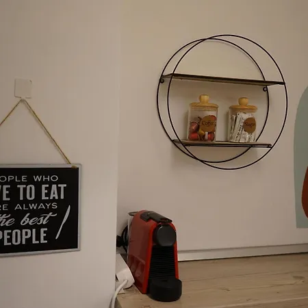 Spacious 3br 1,5bt With 2 Balconies *